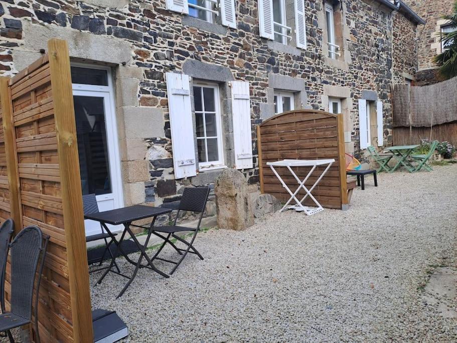 Plain Pied, 200m Du Port, 3 Apartment *